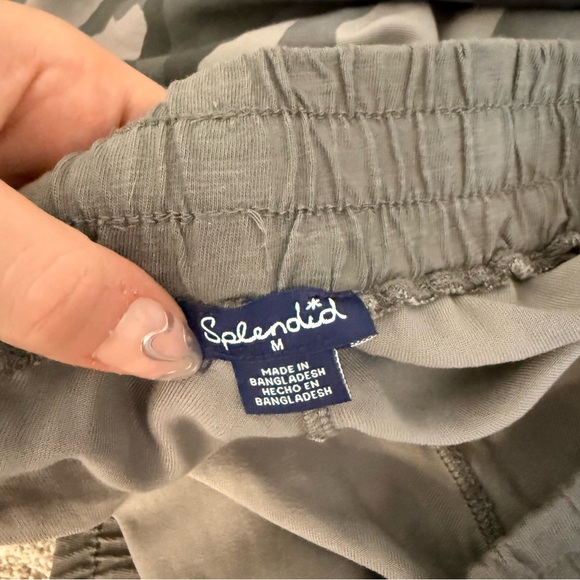 Splendid Women's Gray Camouflage Joggers - Picture 3 of 5